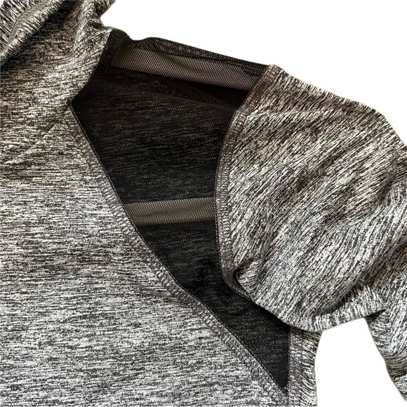 Alala Long Sleeve Hoodie Pullover T-shirt - Size XS - Picture 5 of 10